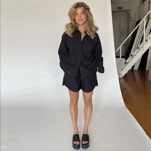 Djerf Avenue Black Breezy Shorts